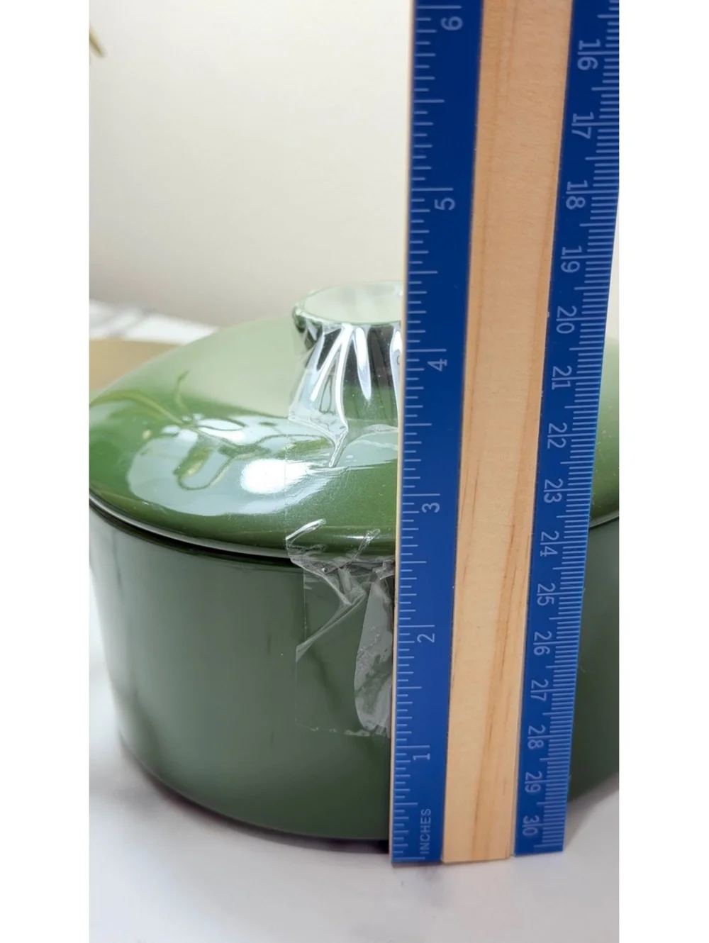 Green Brocc Your Body Round Ceramic Cocotte